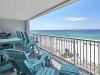 Islander E 7011 Stunning oceanfront condo with pool & gym access - Bed and Breakfast Fort Walton Beach