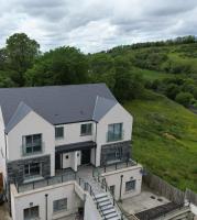 3 Bedroom Duplex Apartment By Travel Lets Short Term Rental Agency Donegal Town - Ferienwohnung Donegal