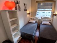SHB • Pé na Areia | Boqueirão | Restaurantes - Bed and Breakfast Santos
