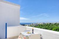 Appartamento Monolocale con Vista Mare