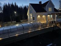 large house with pool in Småland near river - Ferienwohnung Agunnaryd