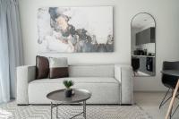 Chic Ocean Club Stay with Balcony - Ferienwohnung Ballito