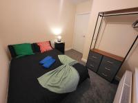 Modern 3-Bed House With Private Parking - B&B Ecclesfield