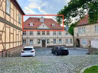 HyggeLiving - 120qm - Boxspringbetten - 55" Smart TV - Küche - Parkplatz - bis 8 Pers - BESTLAGE - Ferienwohnung Wernigerode