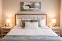 Cozy Lakeview 1BR Apt with Balcony and Pool Near Atlanta - Ferienwohnung Marietta