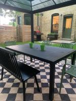 The Day Tripper - 15 minutes from Grand Bend Beach - B&B Parkhill
