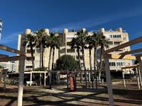 Beachfront apartment with Sea Views, Pool, Parking - B&B El Campello