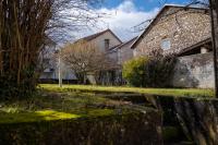 Le Cocon - Parking & Extérieur - B&B Belley