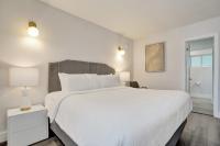 Ocean Blvd King Escape at Botanica Suite - B&B Fort Lauderdale