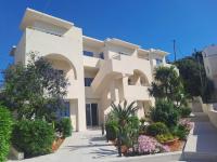 Agrimia Holiday Apartments - B&B Plataniás