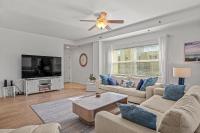 3 Bedroom 2 Bath Oceanwalk Condo With Estuary Views - Ferienwohnung New Smyrna Beach