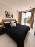 B-Living Oasis - Sunny 1BR, Palm Views, Balcony - Ferienwohnung Casablanca