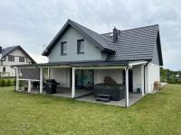 Dom nad morzem z Jacuzzi 10 osób Morze Przygód - B&B Mieroszyno