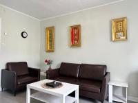 Urban Suites Spacious 2-Bedroom Apartment - B&B Taryaatayn Baraanii Bayshing