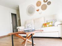 Rodrigo Vivas Miras Zapillo Apartment - B&B Almería