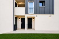 JIJI Suites Sénart - Bed and Breakfast Combs-la-Ville