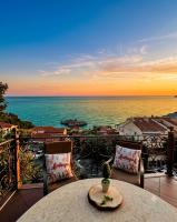 Turkuaz Boutique Hotel - Bed and Breakfast Sveti Stefan