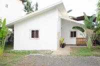 Ixa Coastal Nook - Private Gate w Garden - Near Airport And Beach - B&B Puerto Princesa