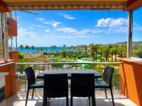 Sun and Beach lovers, Apartment 14139, La Pineda - B&B La Pineda