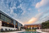 Luxury Apartment - Breathtaking River Views - B&B Kayalami