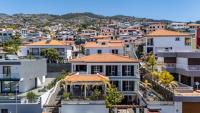 Villa Palmeiras by YOUR KEY MADEIRA - B&B Funchal