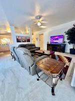 Large Prescott Home w3-car Garage Central & Quiet - B&B Prescott