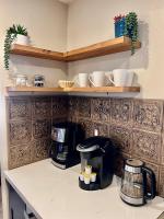 The Whiskey Row Bungalows - Steps to Downtown! - B&B Prescott