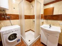 Tropical-style Studio with Mountain Views - Bed and Breakfast Slanchev Bryag