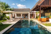 Elegant villa with private pool and garden - Bed and Breakfast Grand Baie