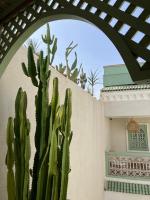 Riad Privé Chic 4 chambres, piscine chauffée, petit-déjeuners, proche Jemaa el-Fnaa - B&B Marrakech