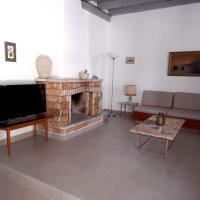Molos Charming Seaside House - B&B Molos