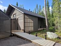 Handcrafted Log Chalet Villa Aarreaitta - B&B Ruka