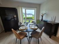 3 bedroom apartment with terrace and free parking - Chambres d'hôtes Ålesund