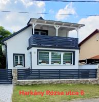 Vártalak apartmanház - Ferienwohnung Harkan