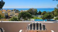 Dúplex con vistas al mar,cerca de playa y puerto - B&B Estepona