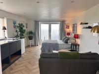 Follies Garden Studio - B&B Dungarvan