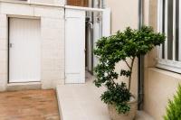 Fleuriau cozy boheme Proche marché & Vieux Port - B&B La Rochelle