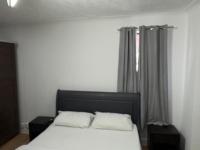 Lovely detached house - B&B Hendon