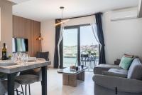 Mayan 2-Bedroom Apartment - Bed and Breakfast Larnaca