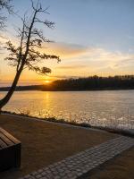 Ferienwohnung Niki am Straussee Seeblick und Kamin für bis zu 12 Personen - Chambres d'hôtes Strausberg
