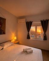 Blue Lagoon 3 - B&B Kavala