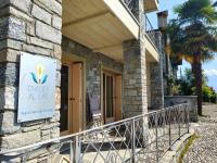 Chalet al Lac - Fiori - Pool & Lake Como View - B&B Gravedona