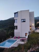 Cozy Studio With Pool and Sea View at Kamenovo Beach - Ferienwohnung Pržno
