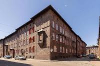 Comfortable Pet-Friendly Apartment with Workspace by Noclegi Renters - Bed and Breakfast Katowice