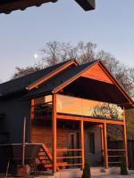 Hlushman House - B&B Yasinya