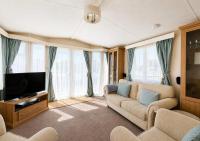 Lovely Caravan With Decking At Manor Park, Near Hunstanton Beach Ref 23034C - B&B Hunstanton