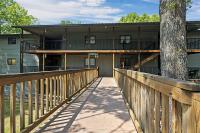 NEW! Walk-In Condo 2 Mi to SDC Pool & Lake - Ferienwohnung Reeds Spring