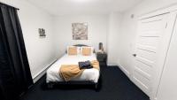 Nona - Private Room 1 with Parking, Desk & Fast WiFi near Yale, Quinnipiac, SCSU & Hospitals - Chambres d'hôtes Hamden