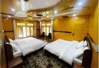 Superior Family Room