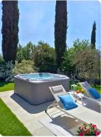 Villa Ines with pool and Jacuzzi hot tube - B&B Terranuova Bracciolini